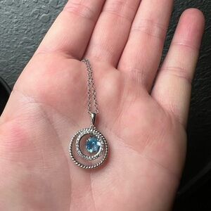 Woman’s Necklace